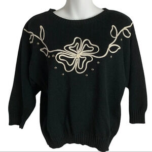 41. Vintage Eaton Club House Women’s Holiday Sweater Size Medium 100%  Acrylic